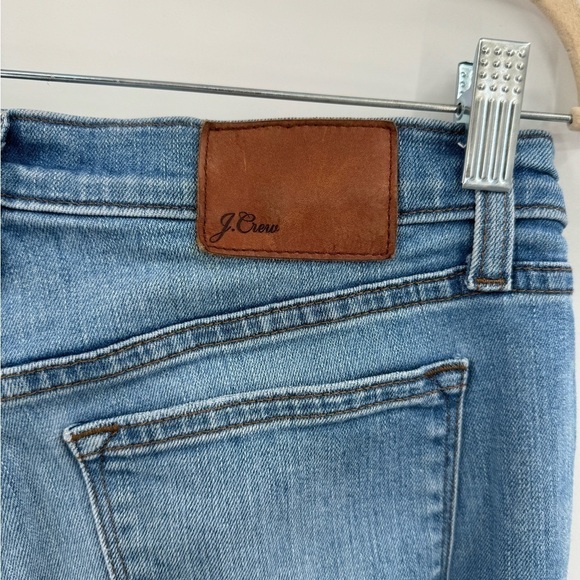 J. Crew Slim Broken In Boyfriend Distressed Straight‎ Leg Women 26 Denim Jeans - Picture 9 of 12